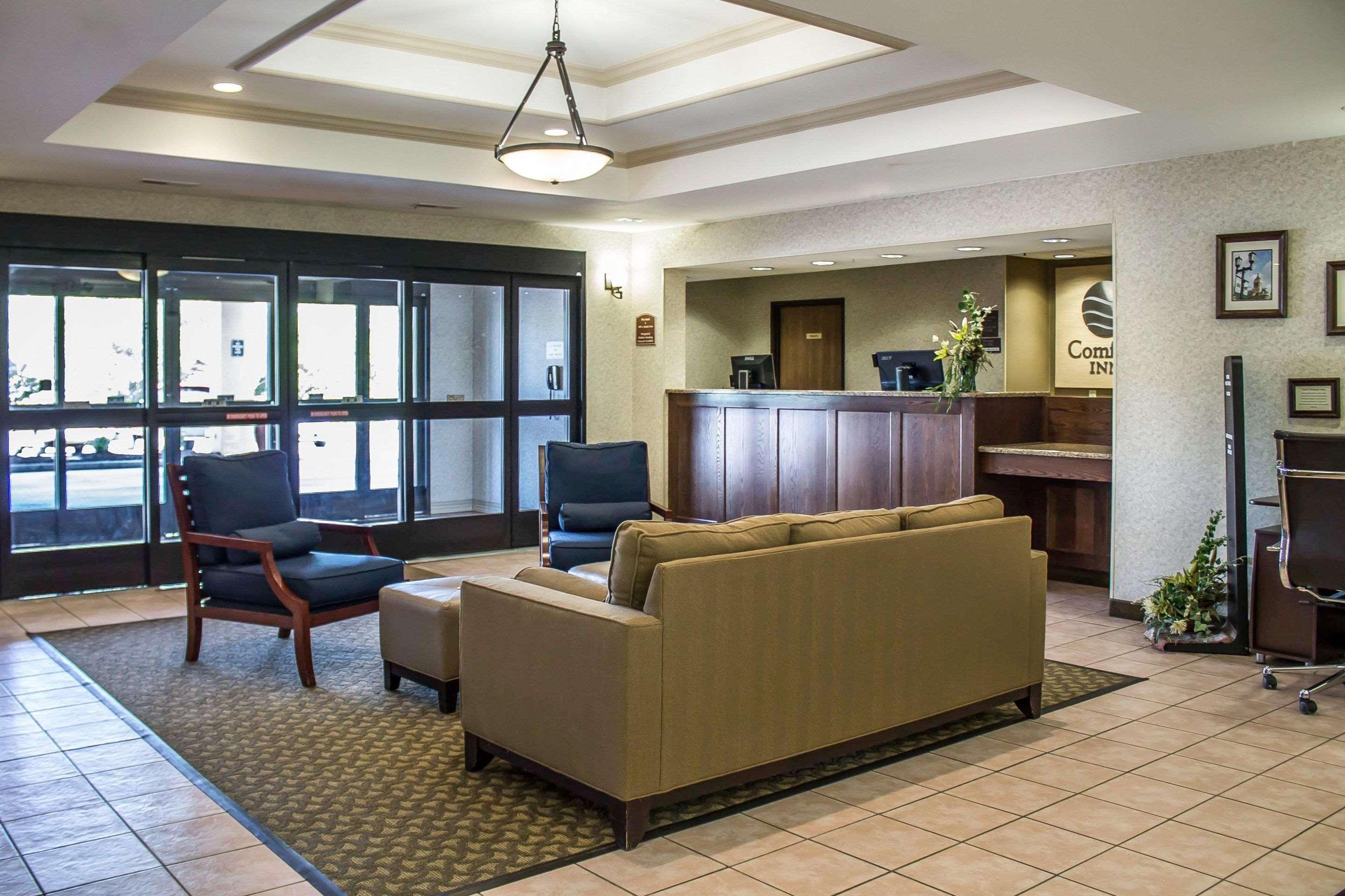 Comfort Inn Cambridge Exterior foto